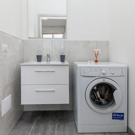 E-Bicocca Apartment Милано Екстериор снимка